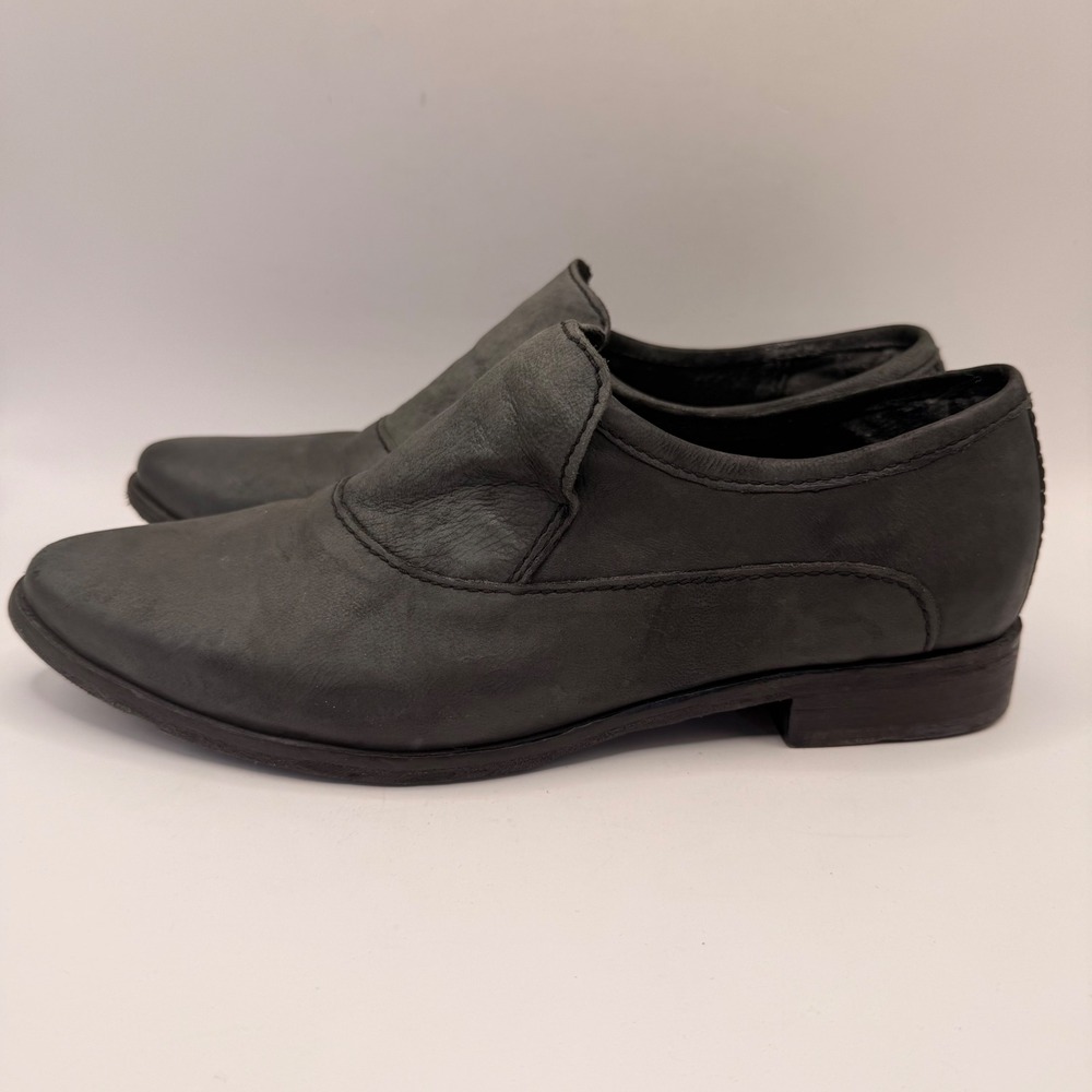 Free People Brady Black Distressed Leather Slip On Loafers Flats EU 39 Womens